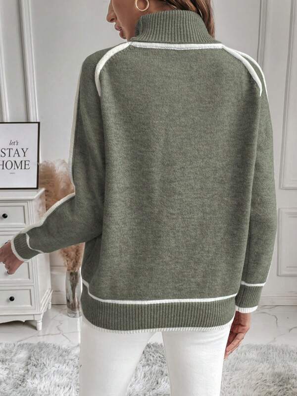 Lira - Stylishly Cozy Fleece-Lined Sweatshirt