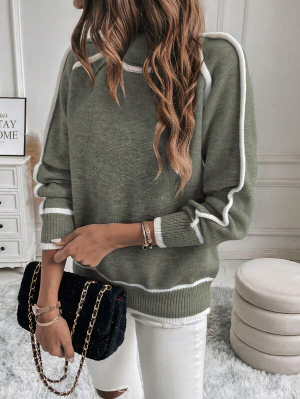 Lira - Stylishly Cozy Fleece-Lined Sweatshirt