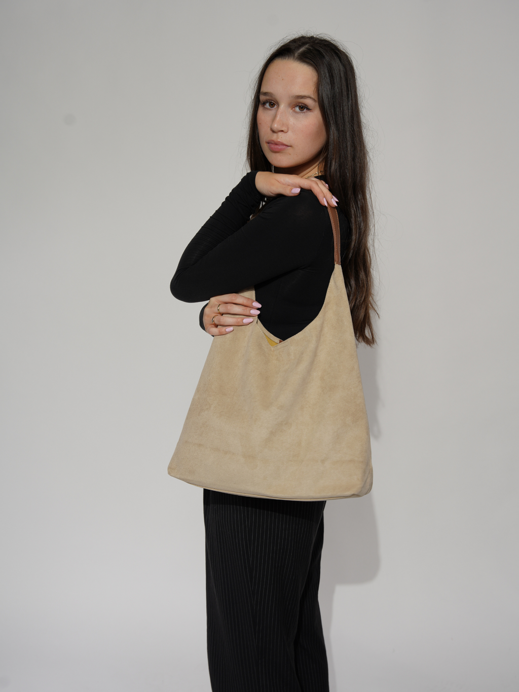 Classic Leather Tote for Daily Use