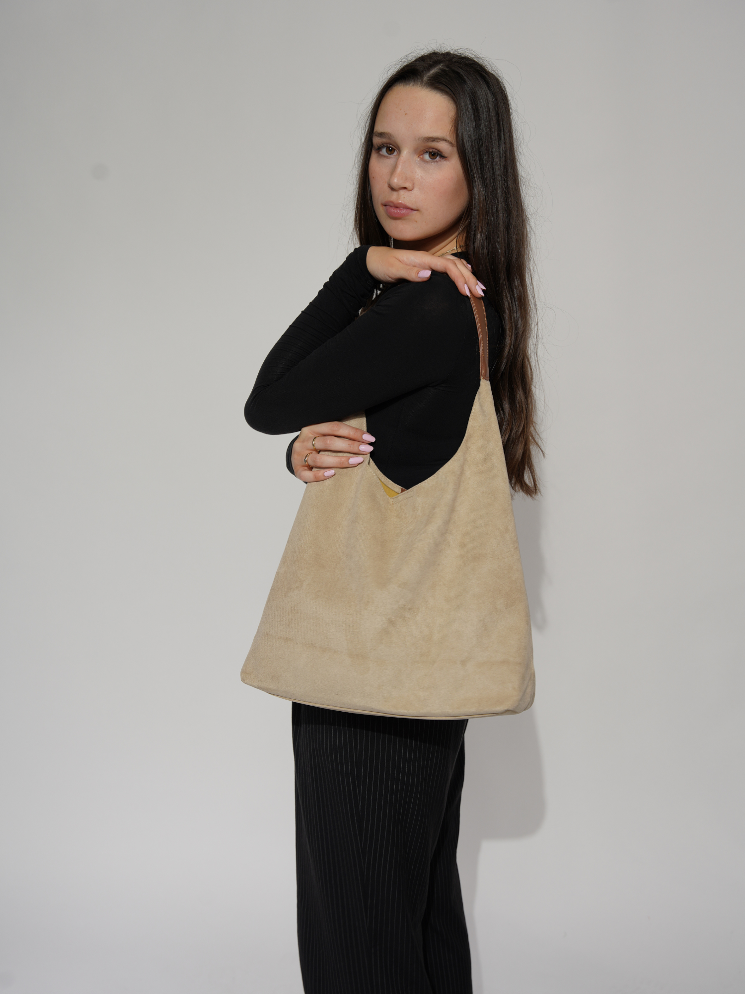 Classic Leather Tote for Daily Use
