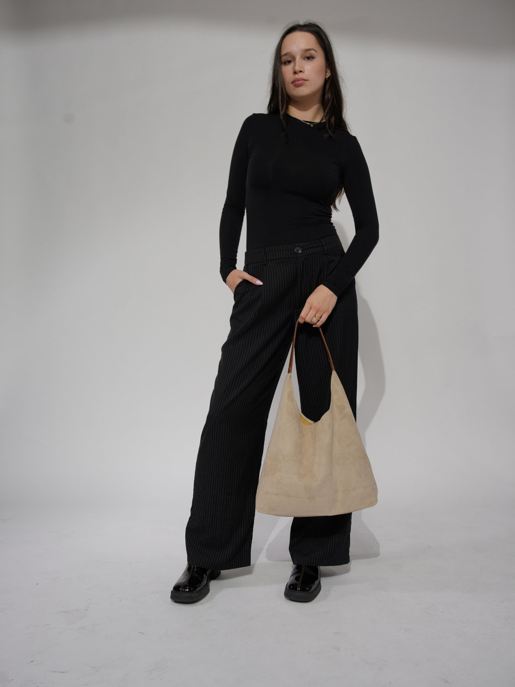 Classic Leather Tote for Daily Use