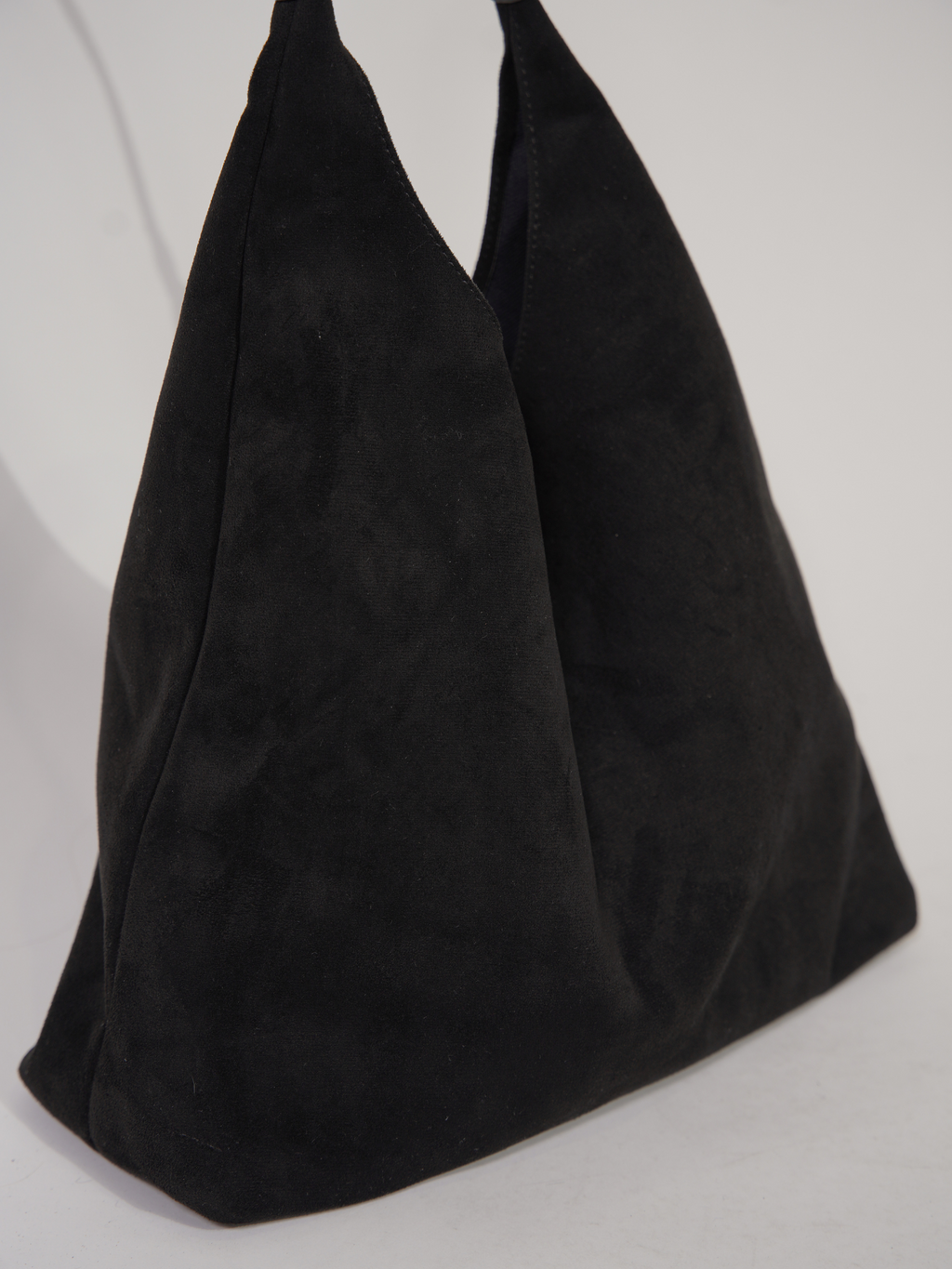Classic Leather Tote for Daily Use
