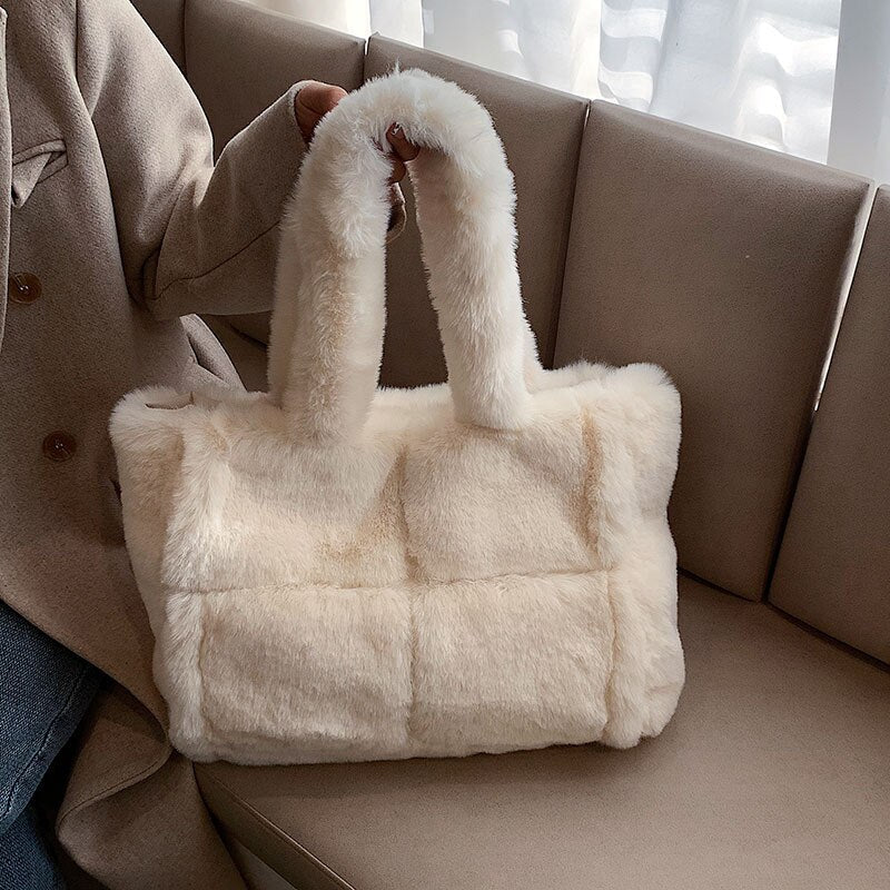 Dante Plush Handbag | Chic Winter Accessory for Women