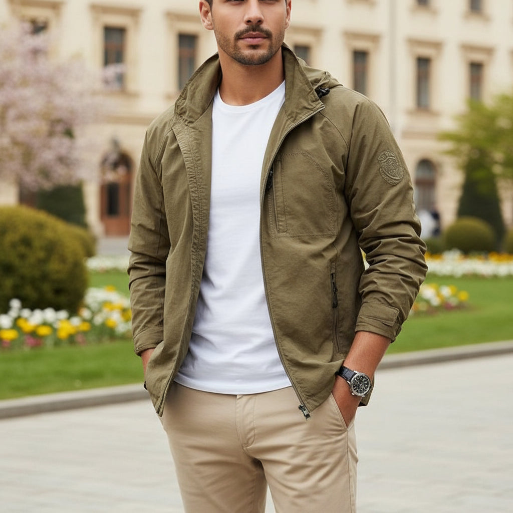 Men's Breathable Lightweight Waterproof Cargo Jacket