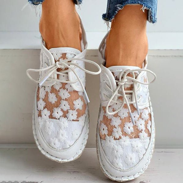 Embroidered Liz Sneakers